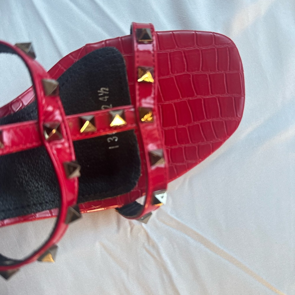 Red Heels - image 2